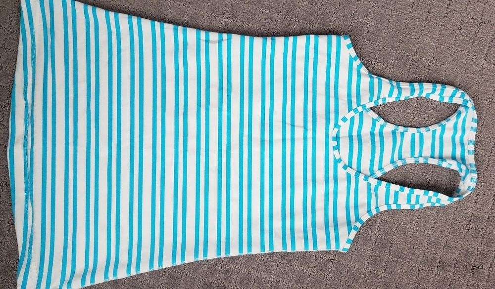 Lululemon racerback workout top